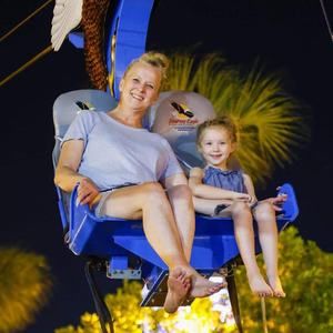 Meet your Posher, Roni